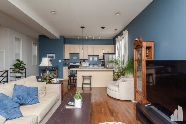 Foto del edificio - 2 bedroom in Chicago IL 60612