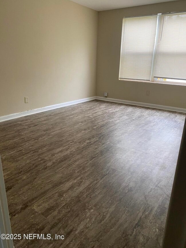 Foto del edificio - 3121 Belden St