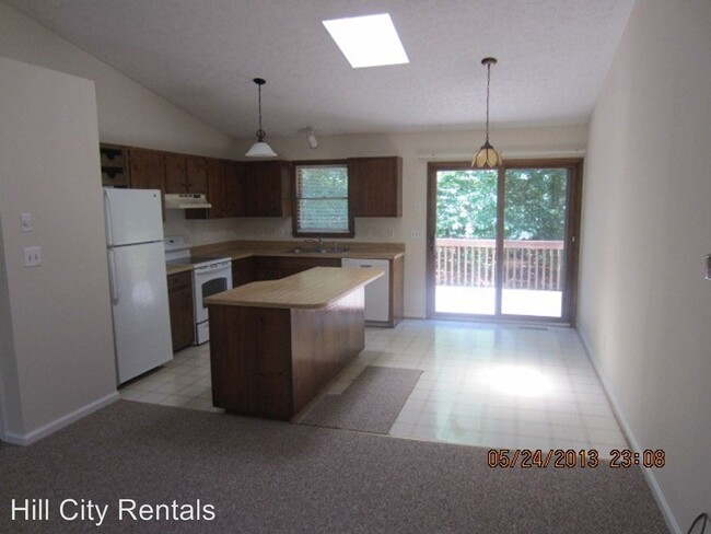 Building Photo - 3 br, 2 bath House - 204 Jefferson Woods