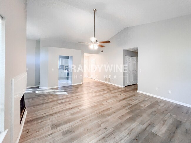 Foto del edificio - 4400 Westchester Ct