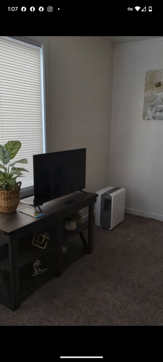 Foto del edificio - 3785 G St