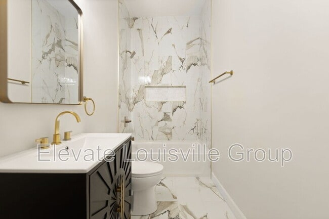 Foto del edificio - 825 E Chestnut St