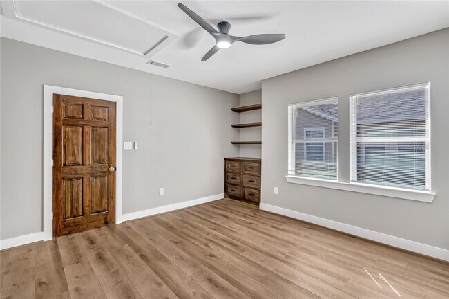 Foto del edificio - 430 N Hutcheson St