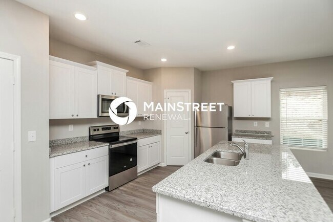 Building Photo - 3 Bedroom Pet-Friendly Home in Villa Rica, GA with Main Street Renewal