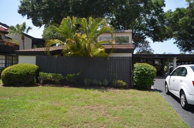 Foto principal - 716 White Pine Tree Rd