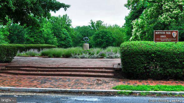Foto del edificio - 3026 R St NW