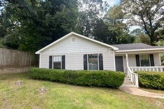 Building Photo - 5224 Colonial Cir N