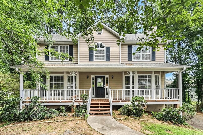 Building Photo - 4611 Pine Harbor Ct NE
