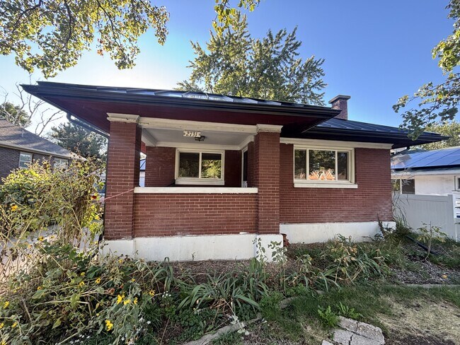 Foto del edificio - 2731 Harrison Blvd