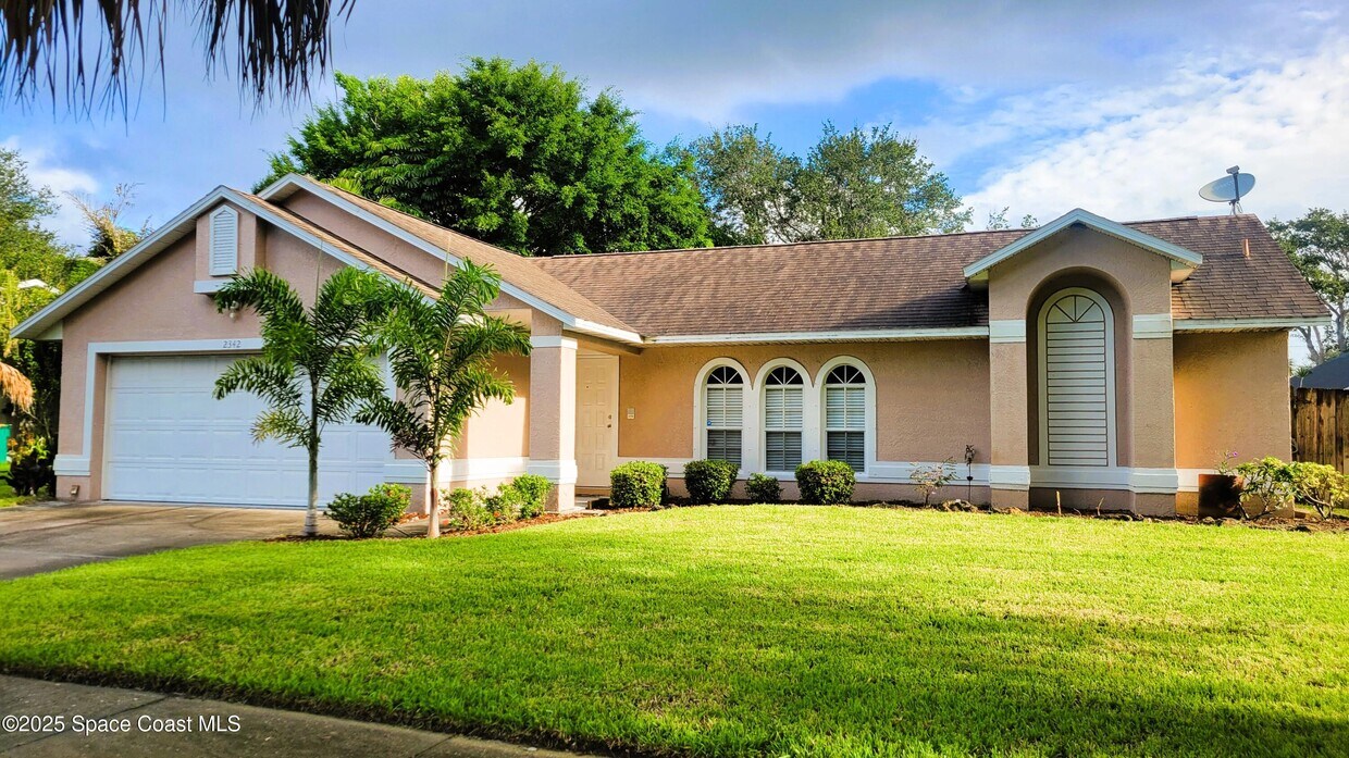 Foto principal - 2342 Appalachian Dr