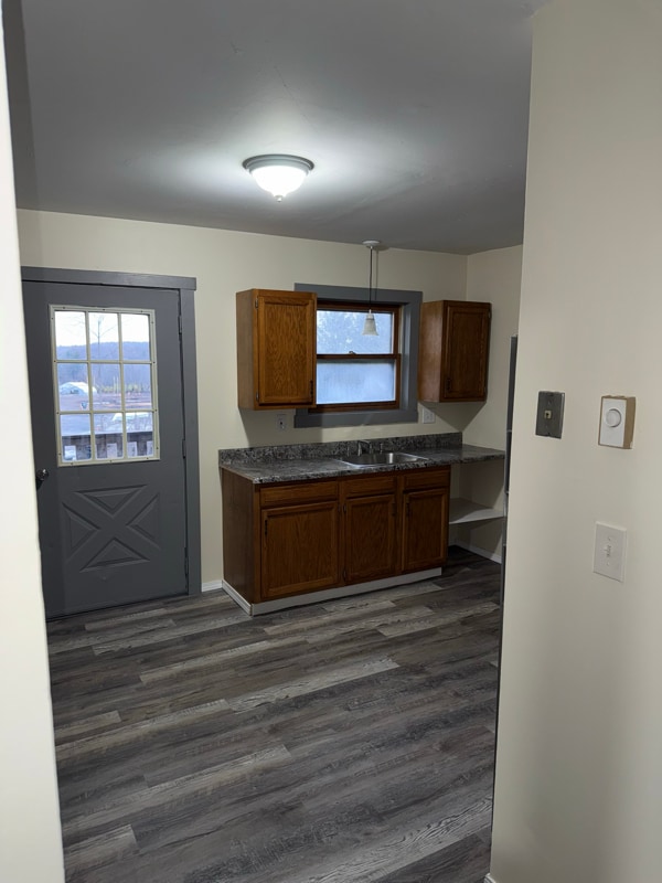 Foto del edificio - 1260 Loudon Rd