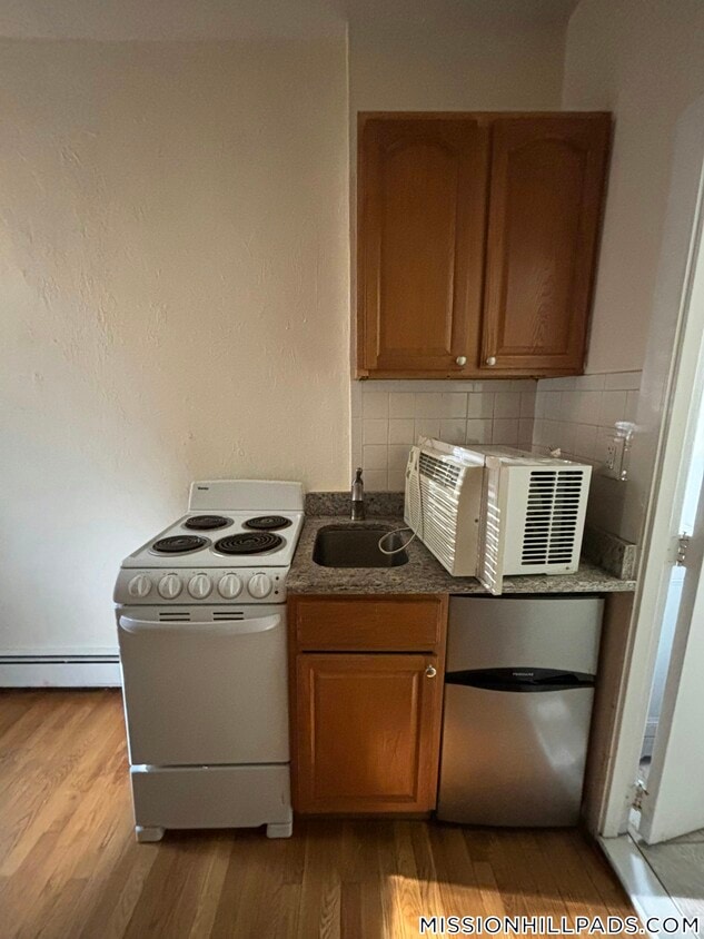 Foto principal - 53 S Huntington Ave