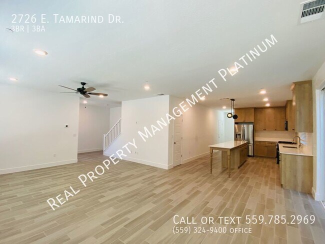 Building Photo - $2,250 + $100 Solar, Copper Ave. & Willow,...