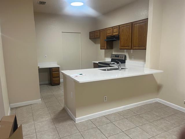 Building Photo - 1111 Dandelion Dr