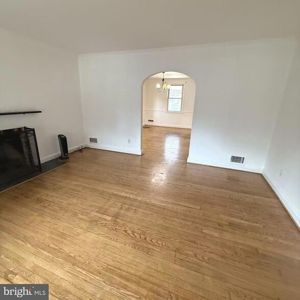 Foto del edificio - 8324 Loch Raven Blvd
