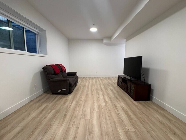 Photo du bâtiment - 18968 119 Av