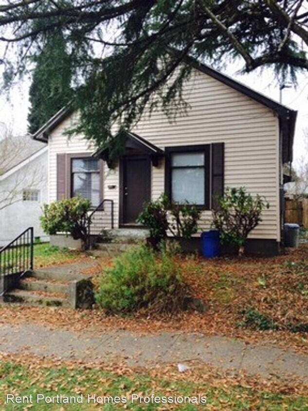 Primary Photo - 2 br, 1 bath House - 4053 SE Boise Street