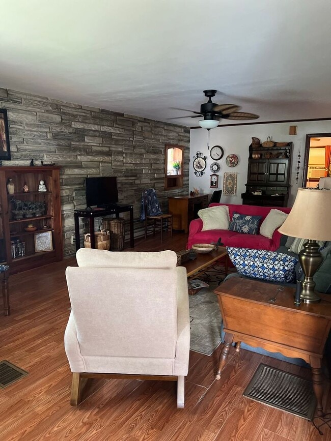 Foto del edificio - Regency Cove 55+ Gated Community - Stunnin...