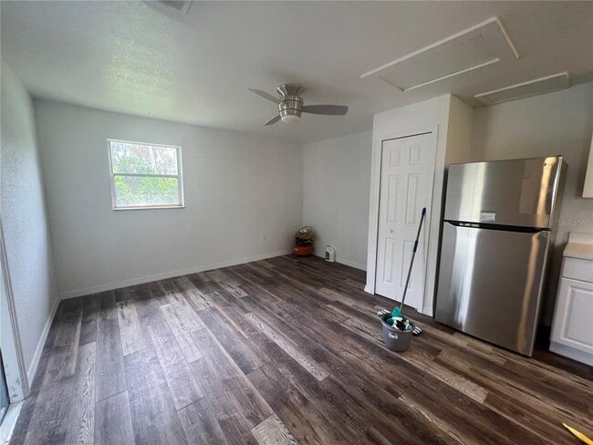 Foto del edificio - 2422 Dixie Ave