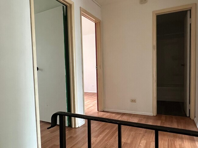 Foto del edificio - 1607 McKool Ave
