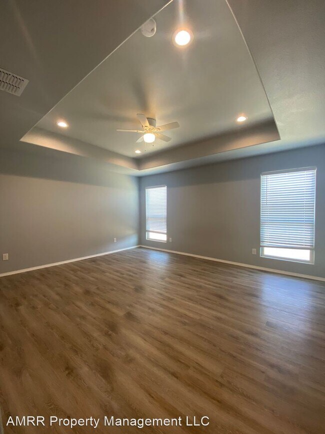 Building Photo - 4 br, 2 bath House - 8605 10th Place