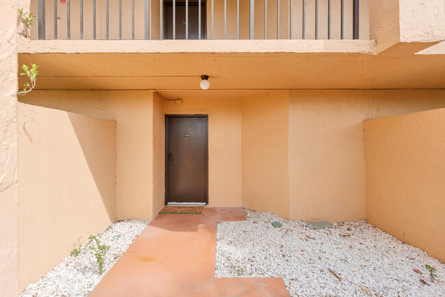 Building Photo - 955 Dotterel Rd