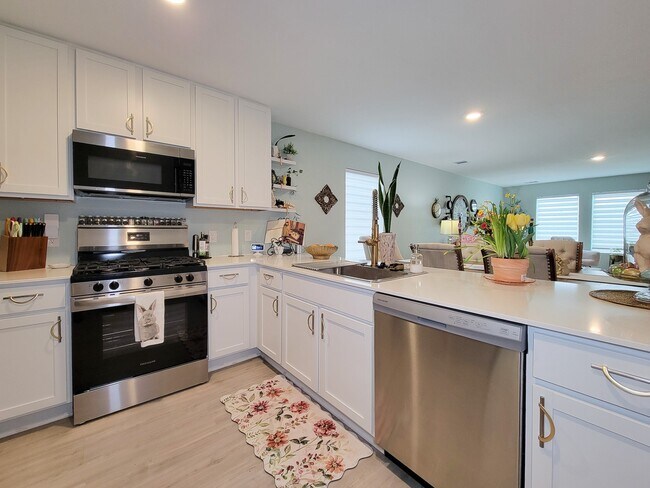 Building Photo - 18670 Scopello Dr