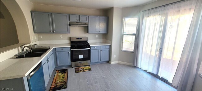 Building Photo - 4442 Blue Mist Ct