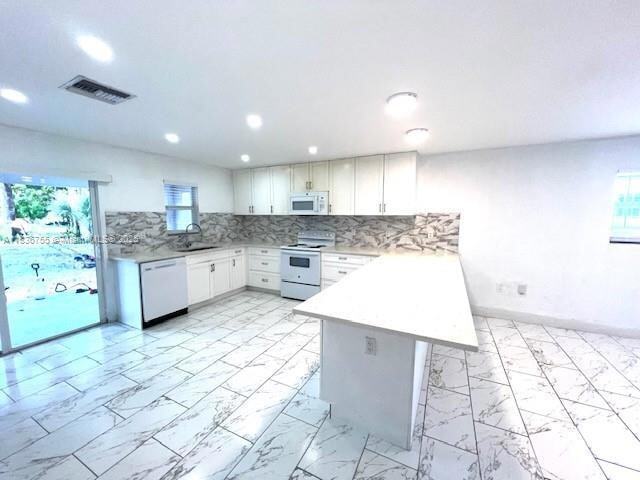 Foto del edificio - 1911 NW 95th Terrace