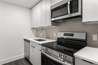 Interior Photo - The Aspen
