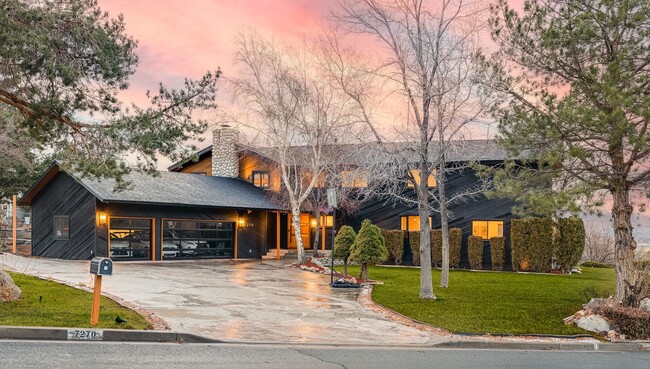 Building Photo - 7270 Pembroke Dr