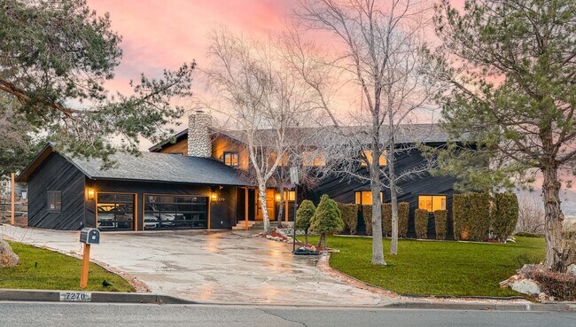Foto del edificio - 7270 Pembroke Dr
