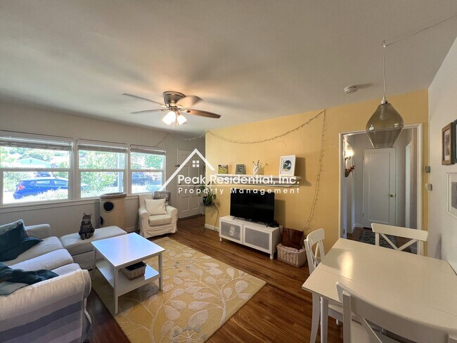 Foto del edificio - Charming 2bd/1b Home Near UCD Med Center!
