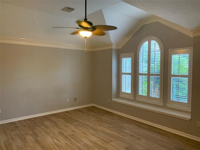 Building Photo - 1818 River Trail