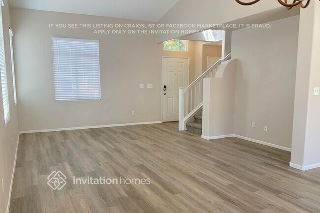 Foto del edificio - 5438 Ragged Robin Ct