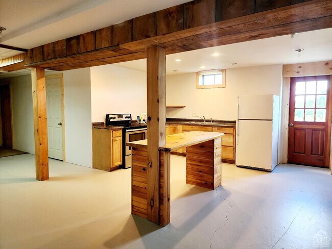 Foto del edificio - 285 Gridley Rd