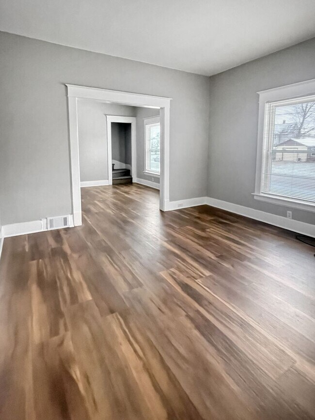 Foto del edificio - 2501 Forest Grove Ave SW