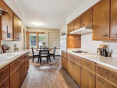 Foto del edificio - 3929 64th St