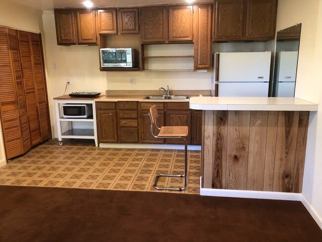 Foto del edificio - 1833 Magellan Dr