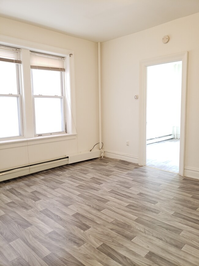 361 Danforth Ave Unit 6, Jersey City, NJ 07305 361 Danforth Ave