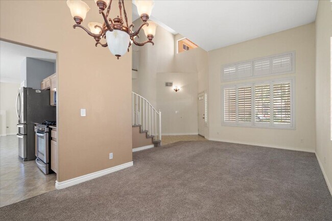 Building Photo - Spacious 4 Bd, 3 bth with in Summerlin with Beautiful Backyard and Bonus Space