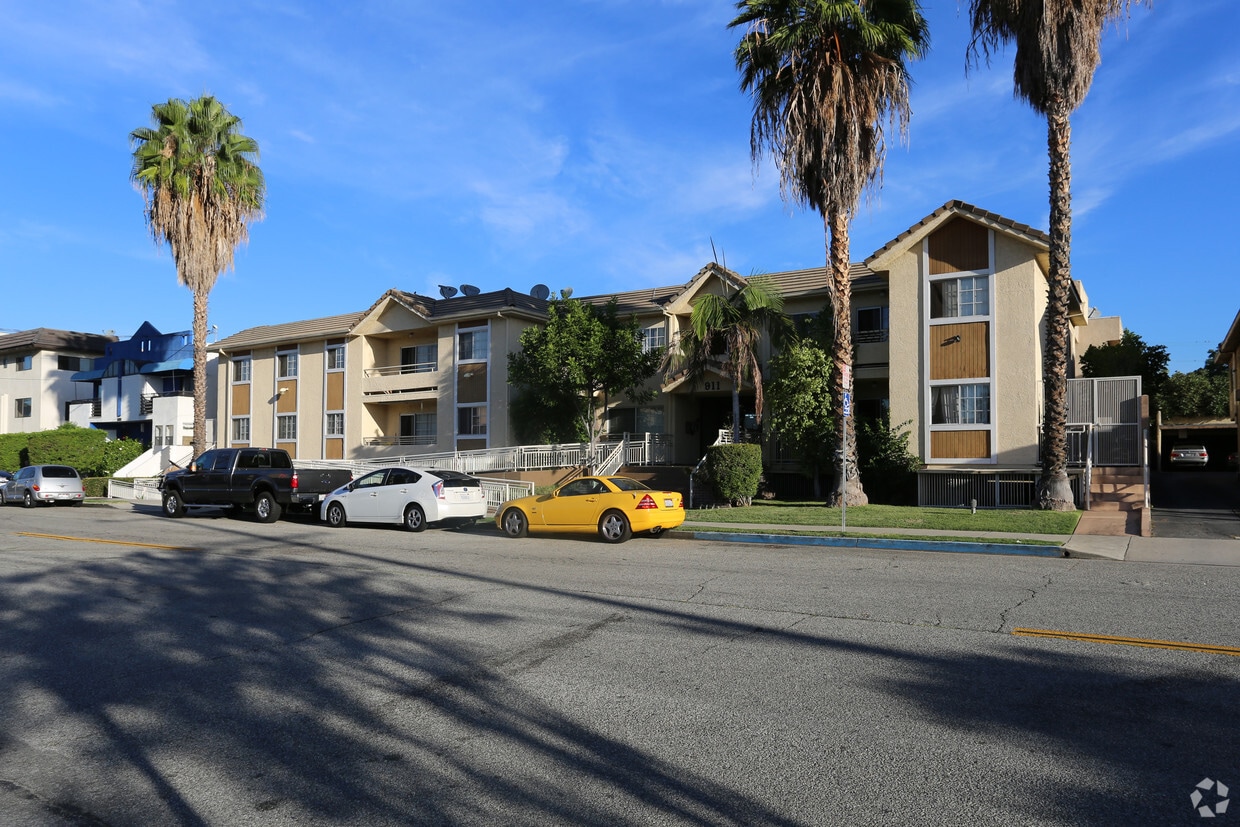 Foto del edificio - 911 E Lomita Ave