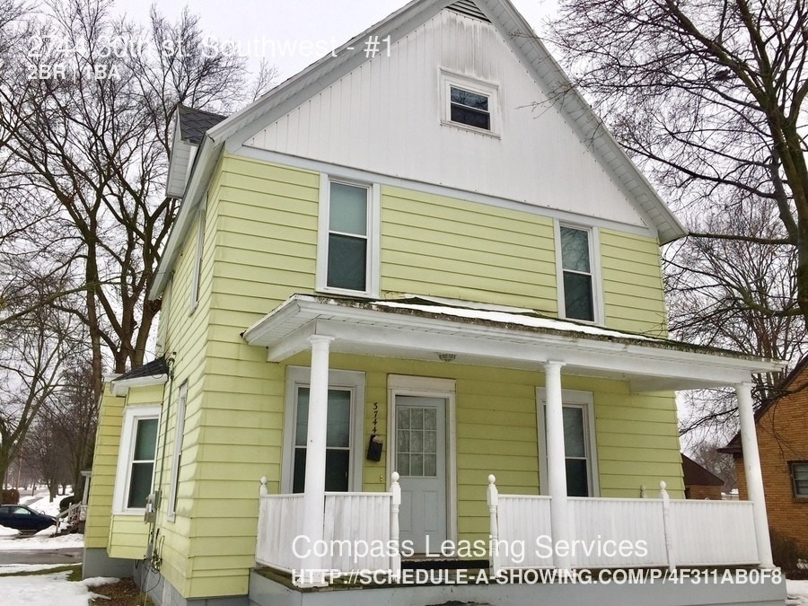 3744 30th St SW Unit 1, Grandville, MI 49418 Room for Rent in