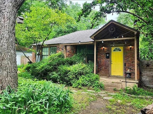 Building Photo - 8619 Groveland Dr