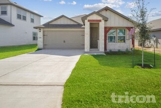 Building Photo - 13548 Paxton Blvd