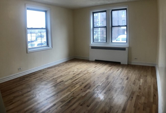 Building Photo - 55 Linden Blvd