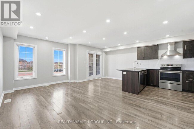 Building Photo - 112 Golden Springs Dr