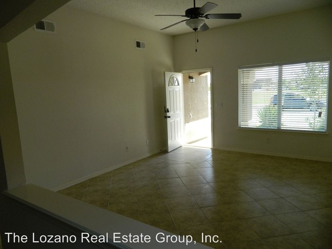 Building Photo - 4 br, 2 bath House - 12785 Ramon Prieto