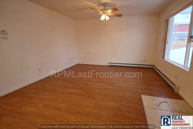 Building Photo - 3233 Peterkin Ave
