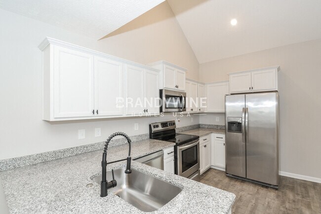 Foto del edificio - 3218 Clemons Cir
